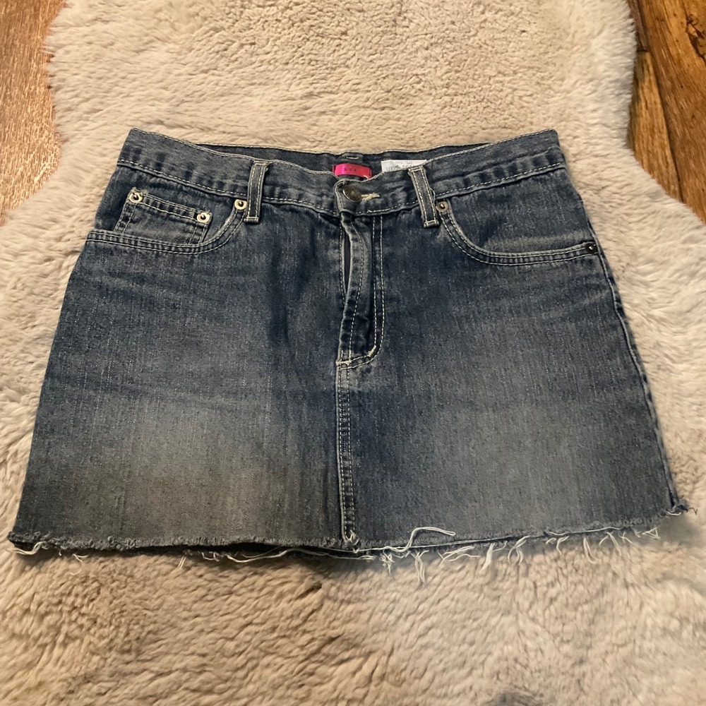 Lux Denim Mini Skirt‎ Size 3 Raw Hem Medium Blue Womens